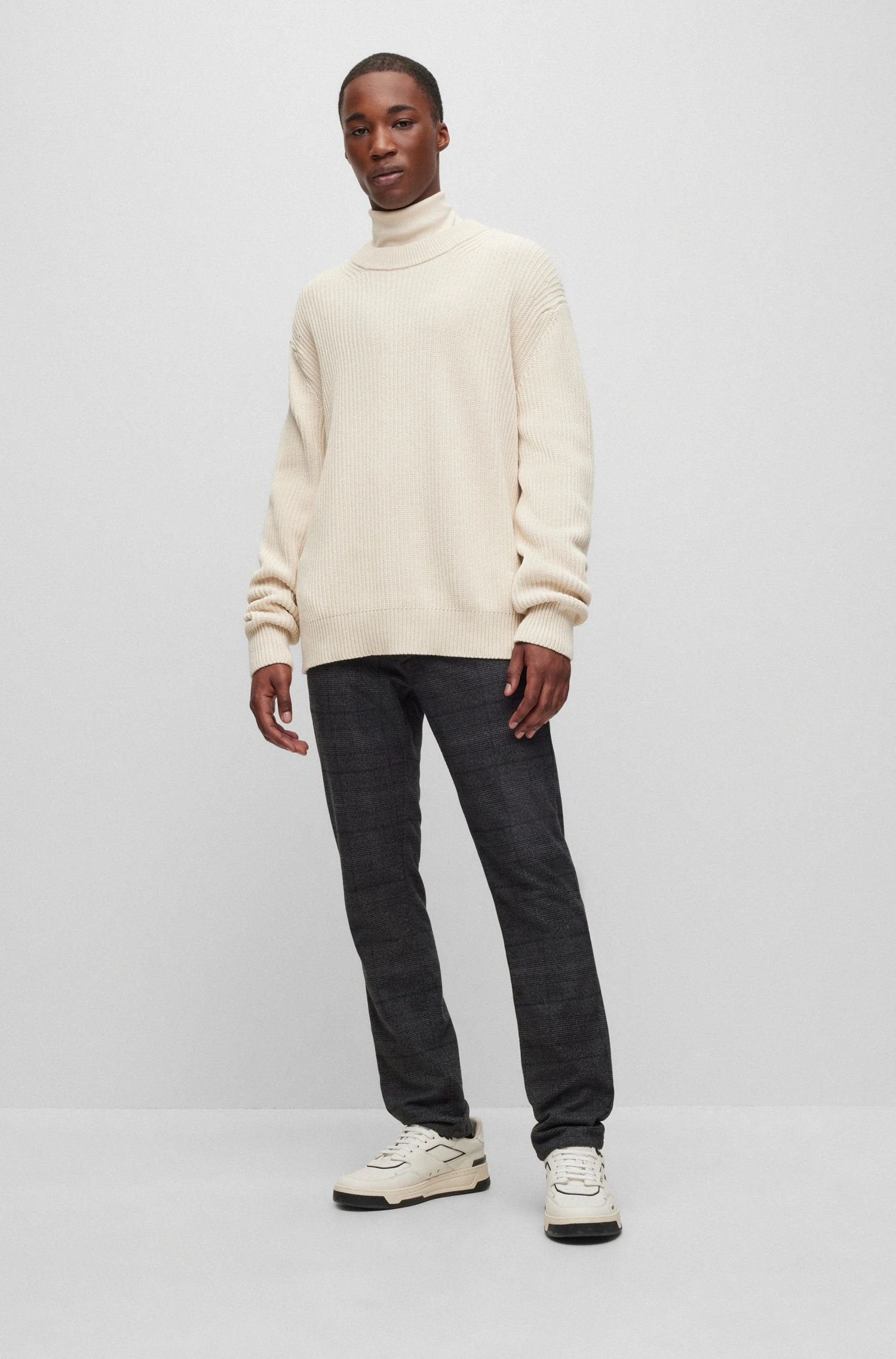 Chino_slim 10239037 01 – Bild 2